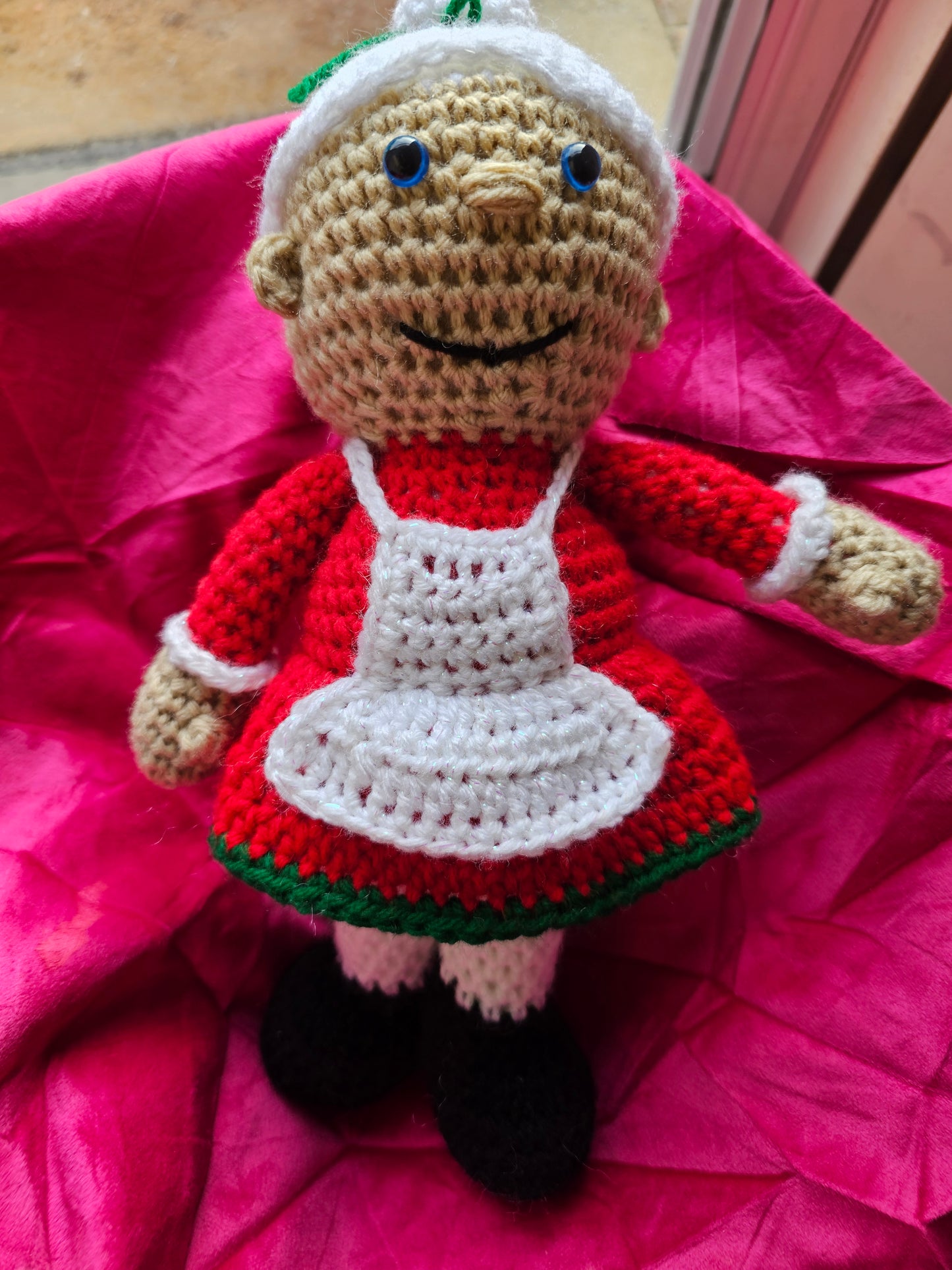 Crochet Mrs. Clause