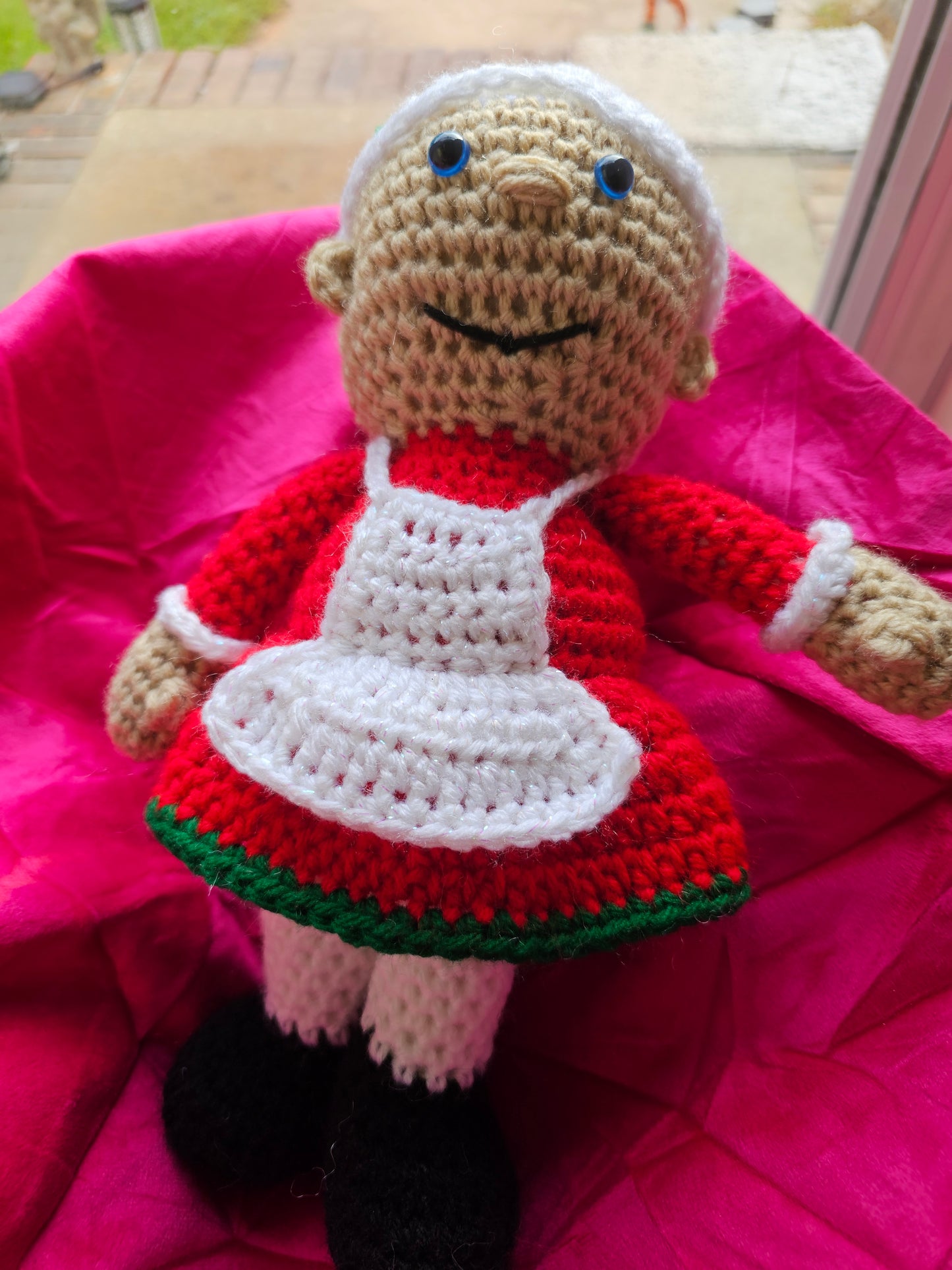 Crochet Mrs. Clause