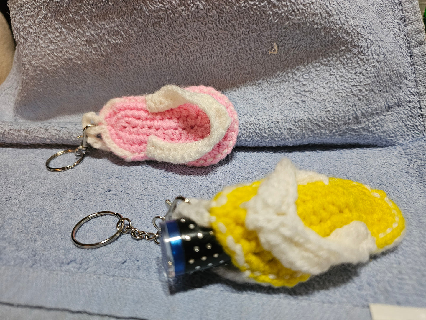 Crochet FlipFlop Keychain w/pocket