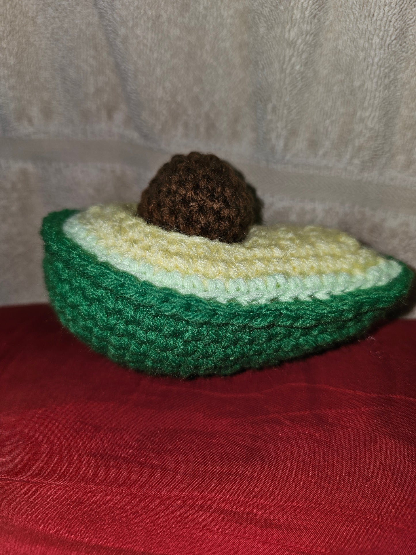 Avocado w/removable pit