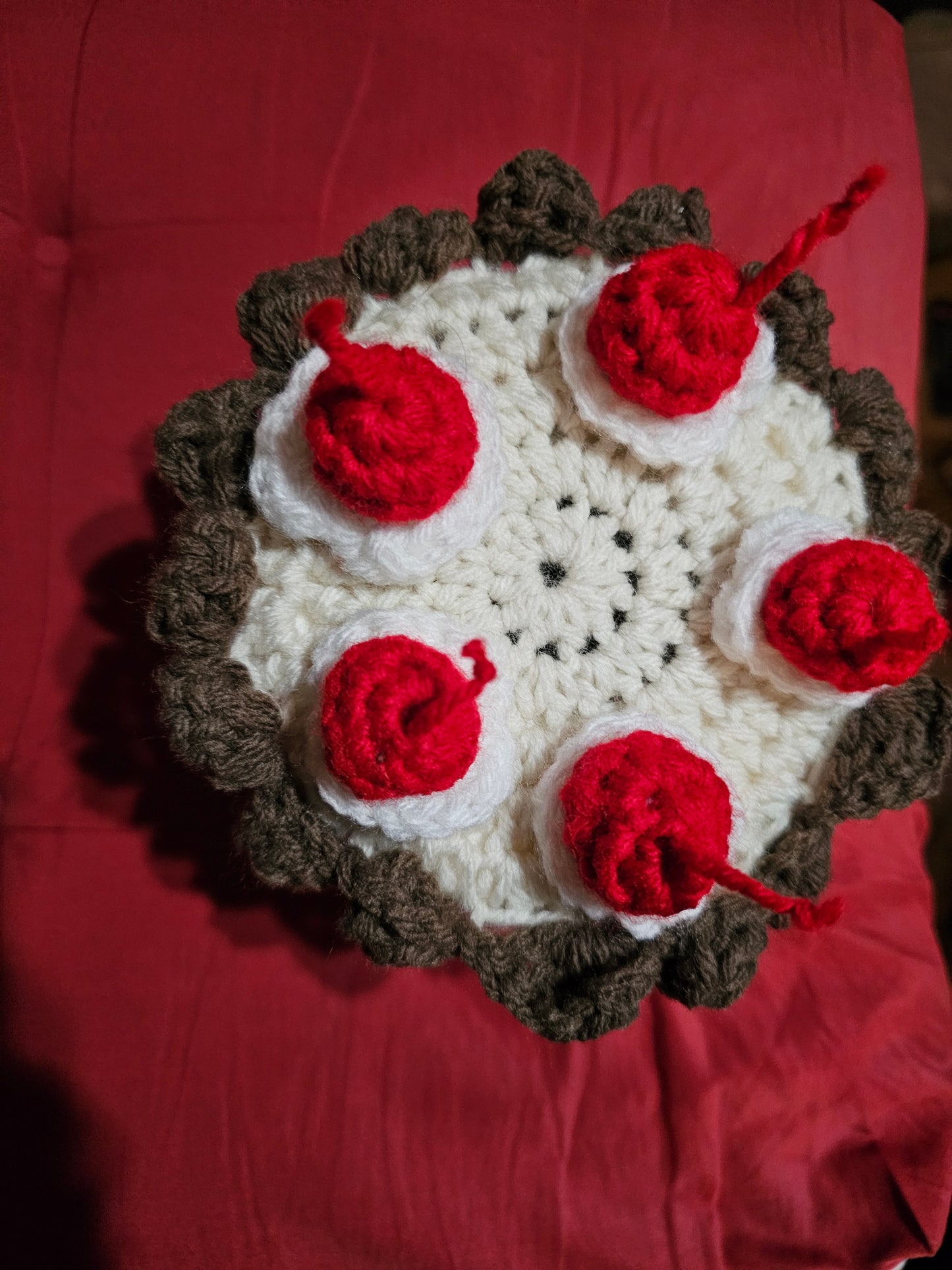 Crochet Cake w/Cherries