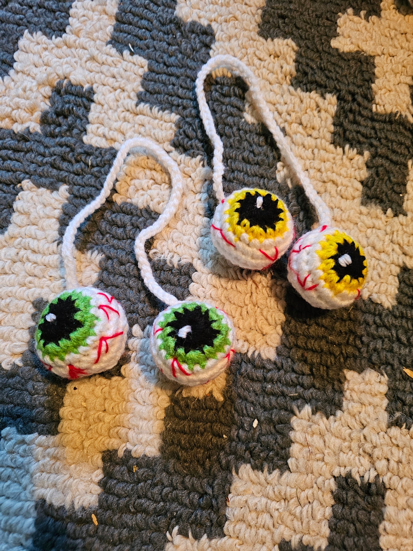Crochet Hanging Eyeballs