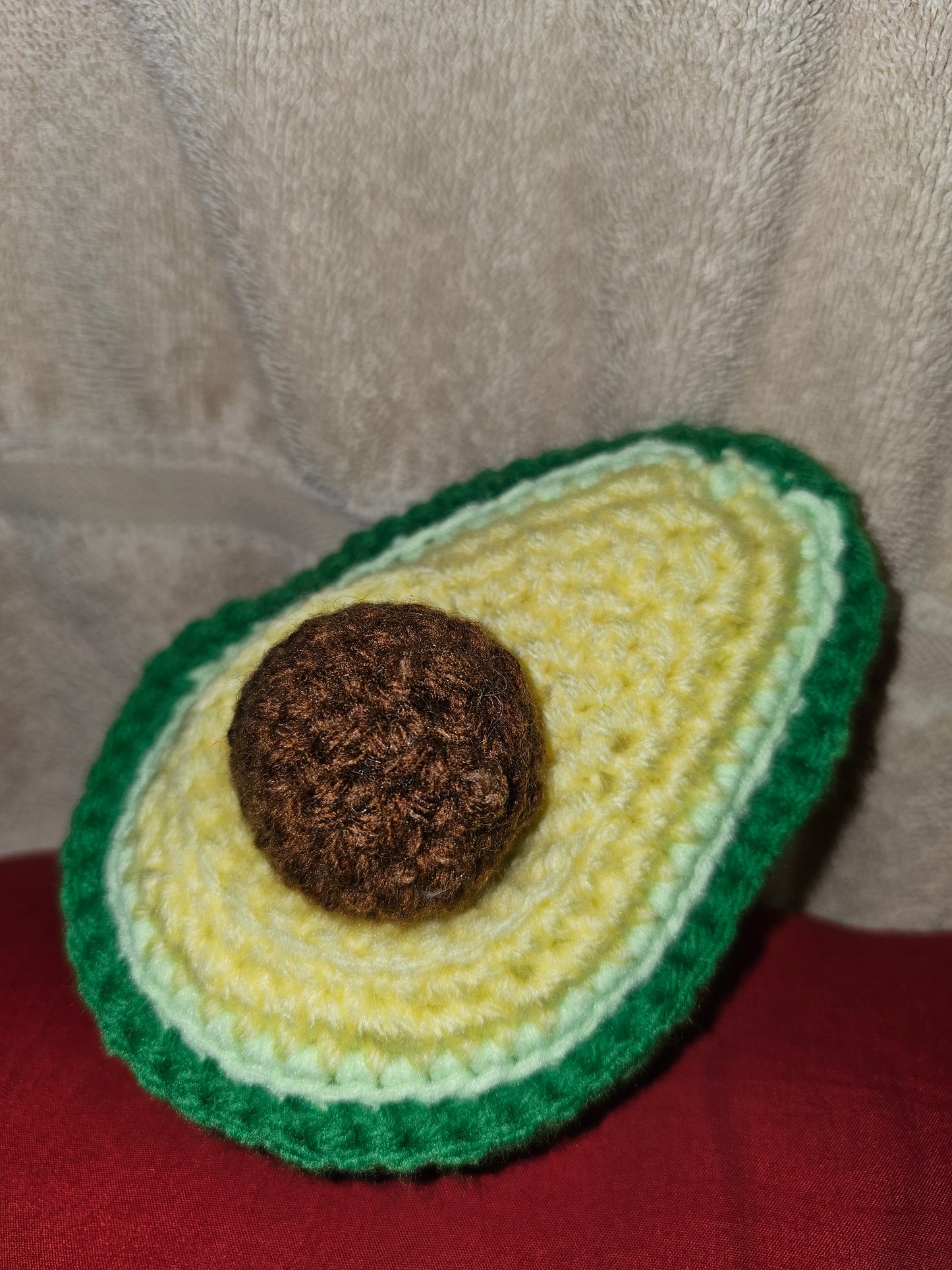 Avocado w/removable pit